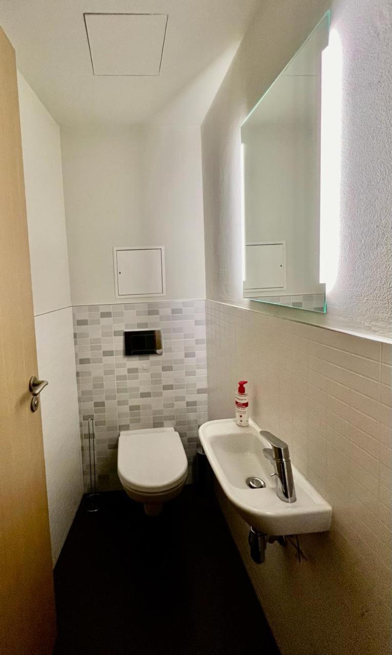 Luxury Apartment In Prague And Free Parking Exterior foto